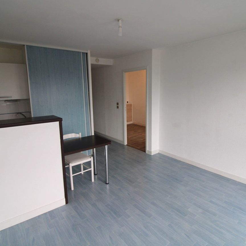 Location Appartement 1 pièce 29m² ST BRIEUC 22000 - Photo 1