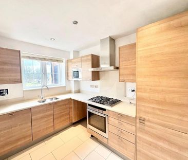 2 bedroom maisonette to rent - Photo 5