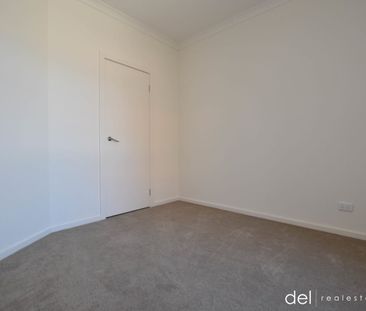 A lovely unit in court location - Photo 3