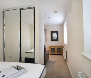 1 bedroom ground floor flat to rent - Photo 2