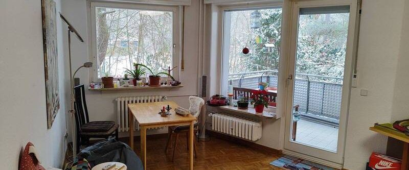 1-2 Zi. incl. Kü, Bad, Balkon in 105qm Whg nur an Frauen - Photo 1