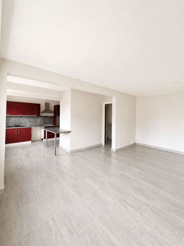 Location Appartement 2 pièces 58m² - Photo 4