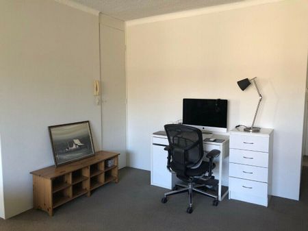 Meadowbank - Photo 2