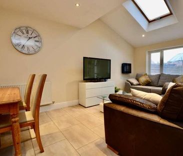 Saltwick Avenue, Greenside, Newcastle Great, NE13 - Photo 5