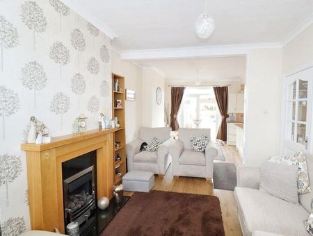 3 Bed Semi-Detached House, Headley Road, LE3 - Photo 3