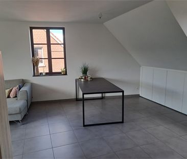 Een gunstig gelegen en mooi afgewerkt appartement - Photo 2