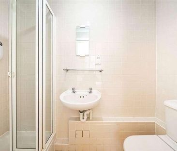 Three Cups Yard, Sandland Street, Bloomsbury, London, WC1R - Photo 6