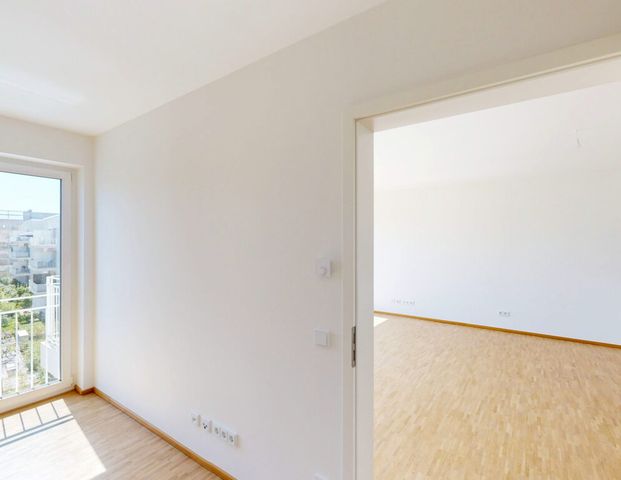 Kronsgärten: 2-Zimmer-Wohnung mit Einbauküche zu vermieten - Photo 1