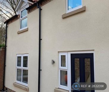 2 bedroom terraced house to rent - Photo 4