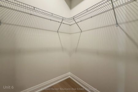 14 Stevenson Street N #6 - Photo 4