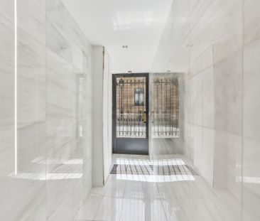 Location Appartement Paris 8 2 Pièces 28 m² - Photo 1