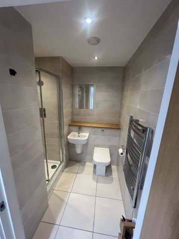 Studio Flat, The Campus Block B, M6 - Photo 3