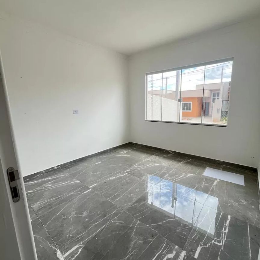 Casa no Gralha Azul de 56.3 m² com 3 quartos - Foto 1