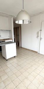 Location Appartement 2 pièces 48m² DOUAI 59500 - Photo 3
