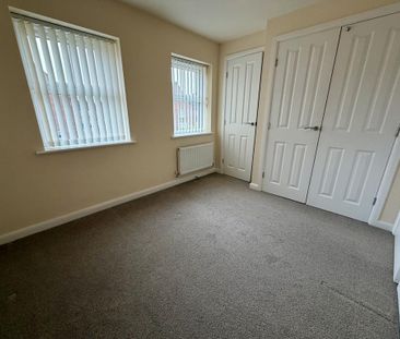 2 bedroom terraced house to rent - Photo 3