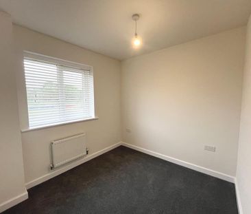 3 bedroom semi-detached house to rent - Photo 4