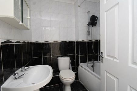 De Bec Close, Eastfield, Peterborough - Photo 5
