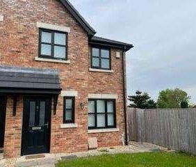 Heath Lodge Close, Knutsford, WA16 - Photo 1