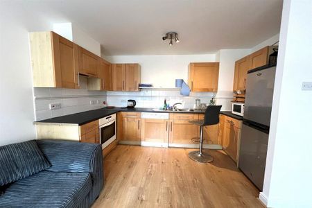 1 bedroom apartment to rent - Photo 4