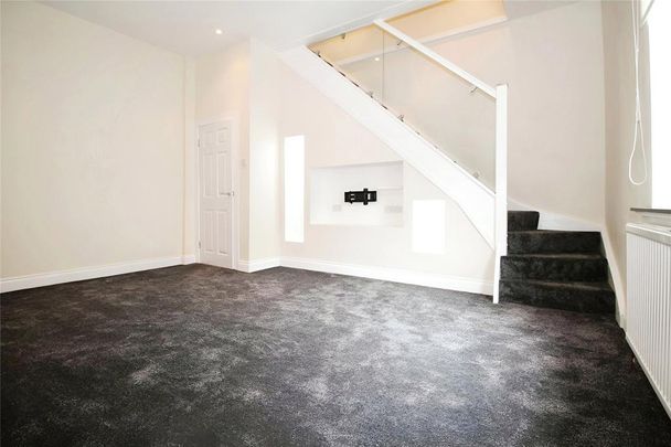 3 bedroom maisonette to rent - Photo 1