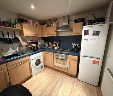 1 bedroom flat to rent - Photo 4