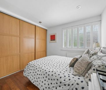 4 bedroom terraced house to rent - Photo 5