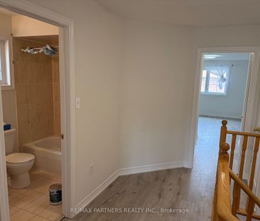 For Lease - 133 Amulet Crescent, Richmond Hill, Ontario - Photo 6