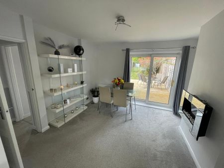 3 bedroom semi-detached house to rent - Photo 3