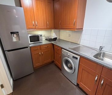 2 Bed Flat, St. Marys Grove, RG1 - Photo 5