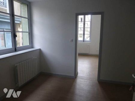 LOUÉ APPARTEMENT - VITRE - Photo 2