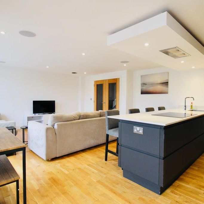 4 bedroom house to rent - Photo 1