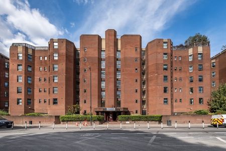 3 bedroom penthouse to rent - Photo 2