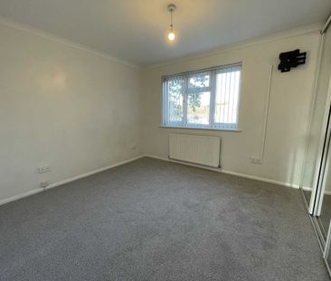 Howard Agne Close, Bovingdon - Photo 3