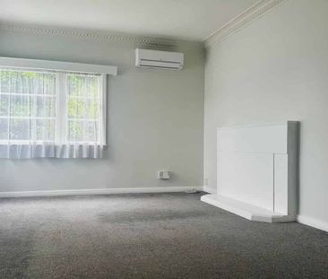 Comfort, Space & Convenience in a Prime Location - Photo 3