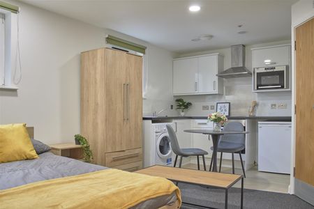 Whiteladies Road, Bristol - Photo 4