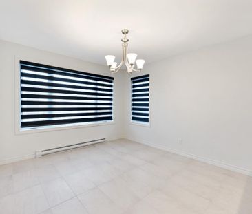 Appartement 4 1/2 , Juillet/Aout/septembre , 1er étage en avant - Photo 3