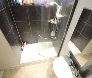 5 bedroom house to rent - Photo 1