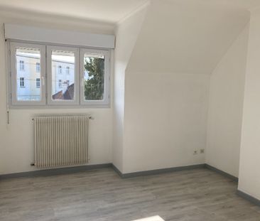 Location Appartement 3 pièces 61m² - Photo 2