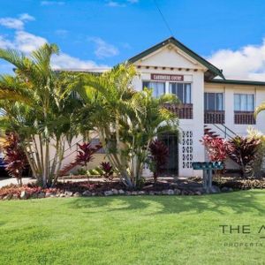 Low Maintenance Living in the Heart of Rockhampton City - Photo 2