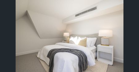 Brand New Architecturally Designed, Heated Pool and Double Parking - Photo 4