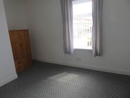 105 Tavanagh Street, Belfast, BT12 6JP - Photo 2