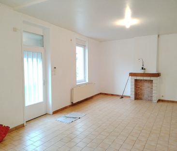 Maison de village bâtie sur 343 m² offrant 101 m² habitable - Photo 1