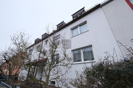 Helle 3-Zimmer-Dachgeschosswohnung mit großzügiger Dachterrasse in Hohe Marter - Photo 2