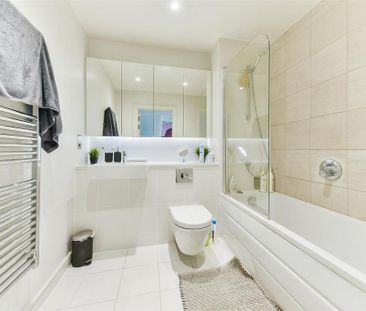 3 bedroom maisonette to rent - Photo 2