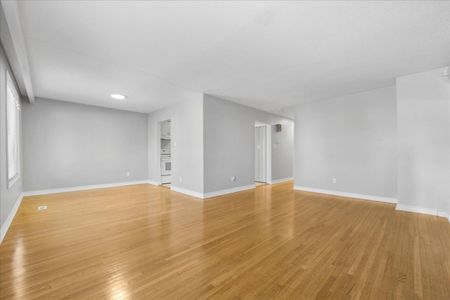 For Lease - 78 College Crescent Unit# Main, Barrie, Ontario - Photo 2