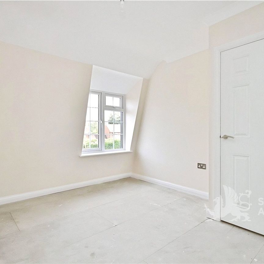 London Road, Guildford, Surrey, GU4 7JS - Photo 1