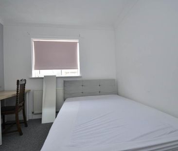 3 bedroom detached house to rent - Photo 4