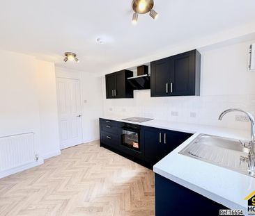 3 bedroom terraced house to rent - Photo 5