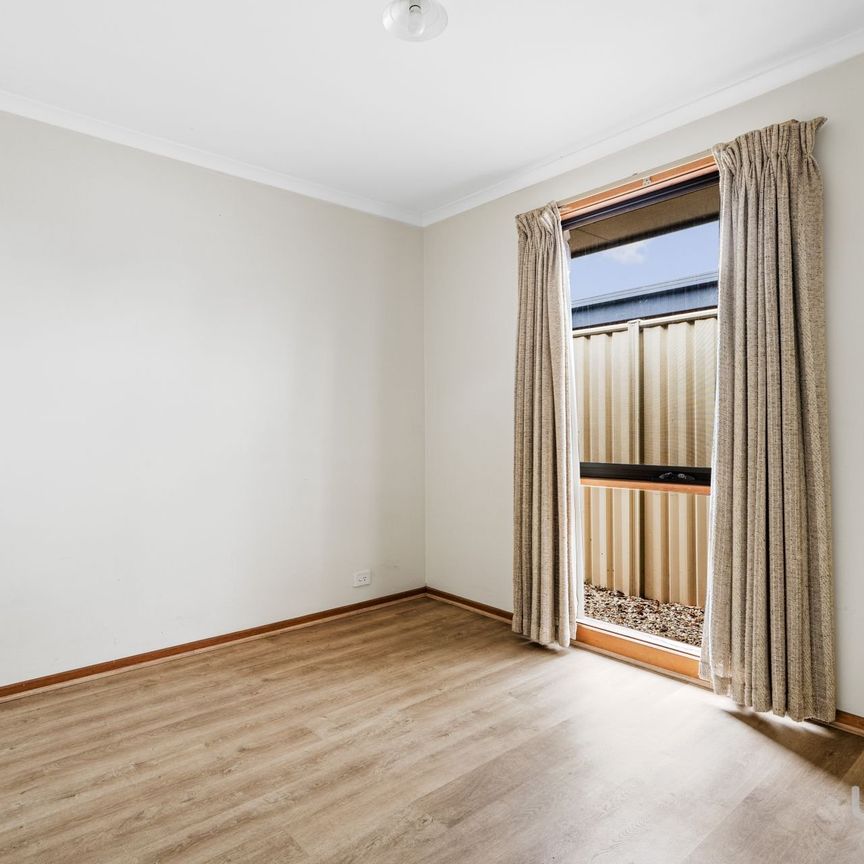 2/50 Tower Road, Werribee - Photo 1