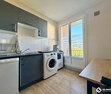 Location Appartement 2 pièces 43m² RIORGES 42153 - Photo 3